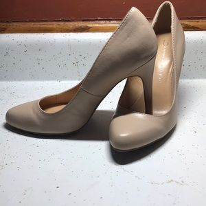 Lauren Conrad Nude Stilettos size 9